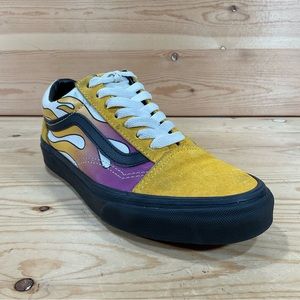 Vans Old Skool Flames Skate Shoes 
Men’s/Kids 4.5 Women’s 6 
Yellow/Black